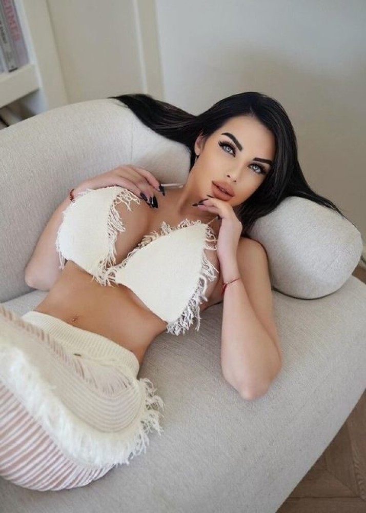 Индивидуалка Карина фото № 2 в городе Новомосковск