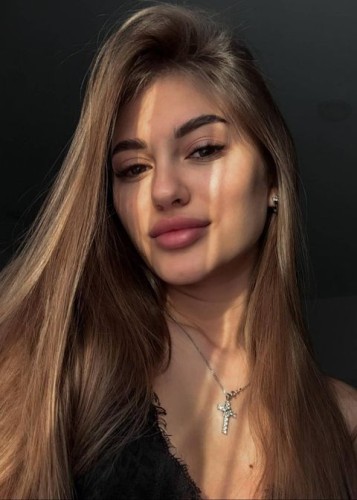 Катя, Г. Новомосковск